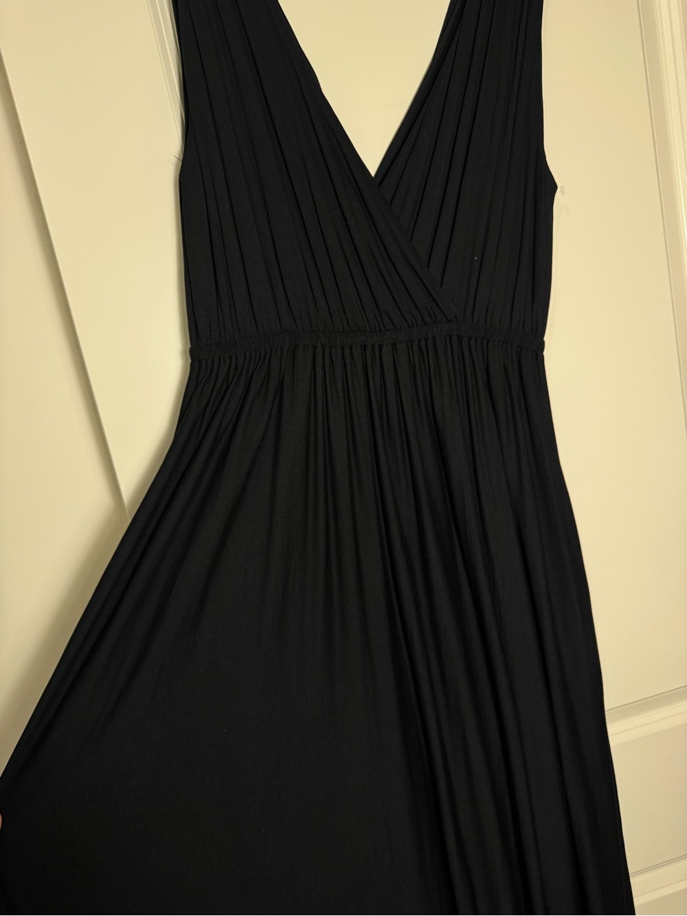 Banana Republic GODDESS MAXI DRESS Sleeveless Pleated Maxi Dress S black - Picture 5 of 8